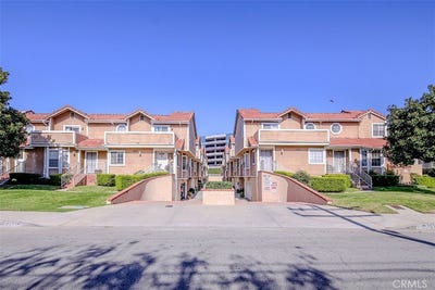 /international/us/331-genoa-monrovia-ca-110105856143/