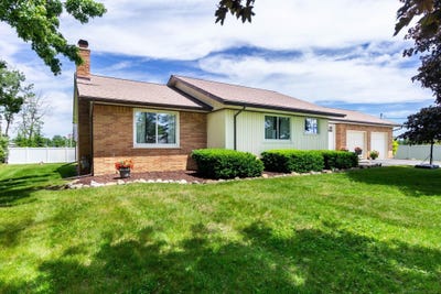 /international/us/37275-31-mile-road-richmond-mi-110108681198/
