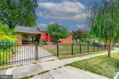 /international/us/6716-stockton-lane-hyattsville-md-110105977928/