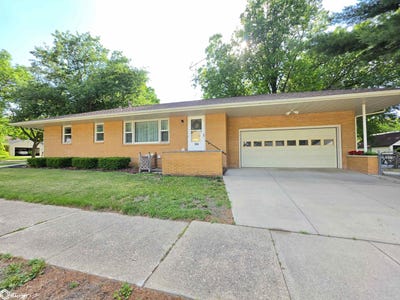 /international/us/104-n-taylor-ave-mason-city-ia-110108681450/