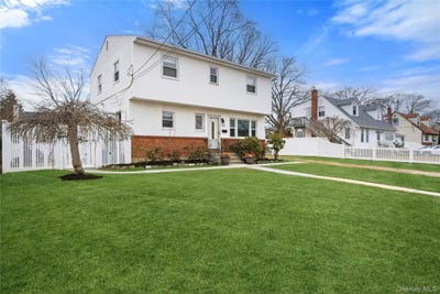 /international/us/299-28th-street-copiague-ny-110106440685/