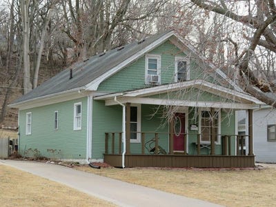 /international/us/1545-n-broadway-street-council-bluffs-ia-110101394099/