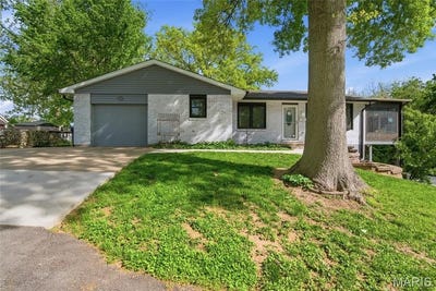 /international/us/405-w-schaefer-street-columbia-il-110108060736/