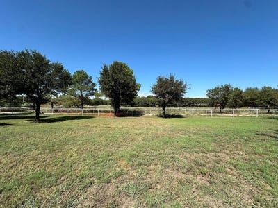 /international/us/11552-massey-road-pilot-point-tx-110120661348/