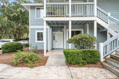 /international/us/201-battery-lane-port-royal-sc-110108255917/