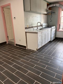 /international/us/440-main-street-winchester-ct-110107192937/