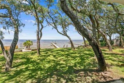 /international/us/4536-hickory-shores-blvd-gulf-breeze-fl-110108093084/