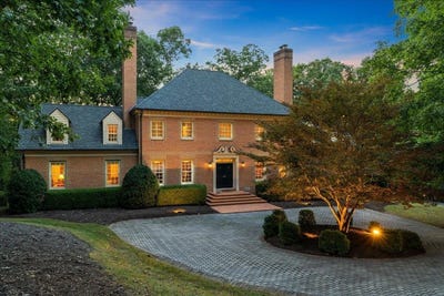 /international/us/445-quailwood-drive-blacksburg-va-110120086110/