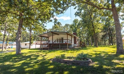 /international/us/777-squaw-road-cuba-mo-110120092378/