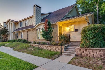 /international/us/2047-embassy-way-carrollton-tx-110096731950/