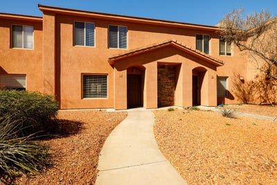 /international/us/n-300-e-kanab-ut-110109216905/