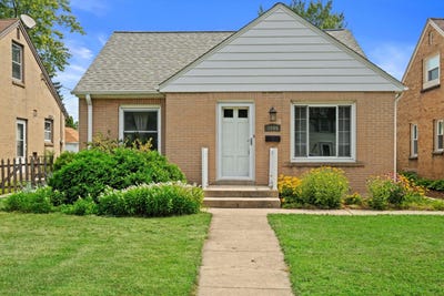 /international/us/3044-n-79th-st-milwaukee-wi-110101422249/