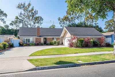/international/us/11211-martha-ann-drive-rossmoor-ca-110099202409/