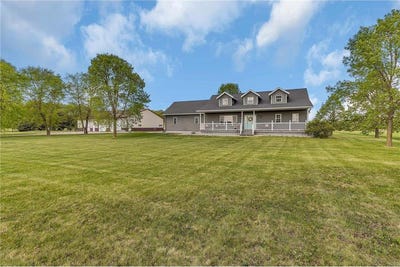 /international/us/10448-345th-street-saint-joseph-mn-110106945709/