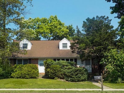 /international/us/585-elwood-road-east-northport-ny-110100301955/?lang=en