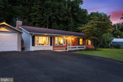 /international/us/4529-bill-moxley-road-mount-airy-md-110120061133/