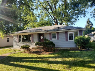 /international/us/1300-riverlane-drive-bradley-il-110101201180/