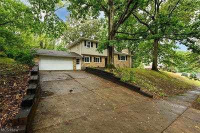 /international/us/475-iroquois-avenue-akron-oh-110120114755/