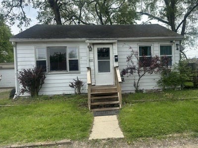 /international/us/611-daniels-street-wilmington-il-110106973743/