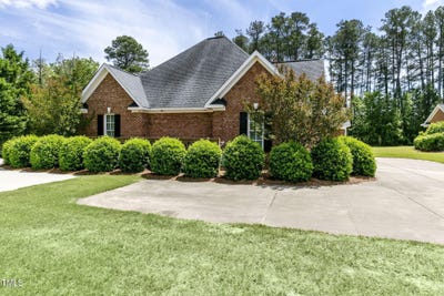 /international/us/3628-eagle-farm-drive-n-wilson-nc-110099864425/