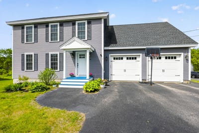 /international/us/94-gorham-road-scarborough-me-110108680449/