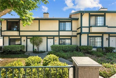 /international/us/15230-roxford-street-sylmar-ca-110100350413/