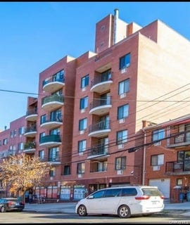 /international/us/136-16-35th-avenue-flushing-ny-110108503866/