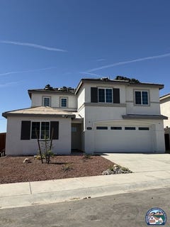 /international/us/182-melissa-st-imperial-ca-110108947269/