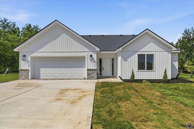 /international/us/7847-seneca-lake-rd-ozawkie-ks-110108904961/