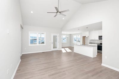 /international/us/305-ridge-crest-ter-waynesboro-va-110108821890/