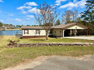 /international/us/120-pecan-burkeville-tx-110106430414/