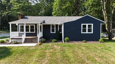 /international/us/1974-hawthorne-avenue-stow-oh-110100850778/