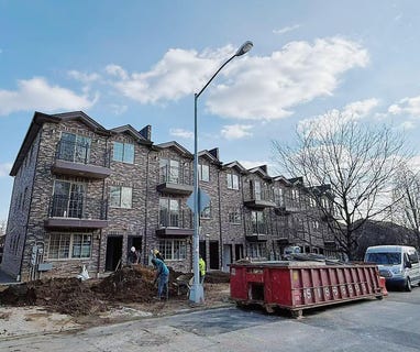 /international/us/36-29-171st-st-flushing-ny-110096661145/