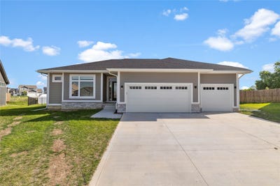 /international/us/204-11th-court-nw-bondurant-ia-110099395270/