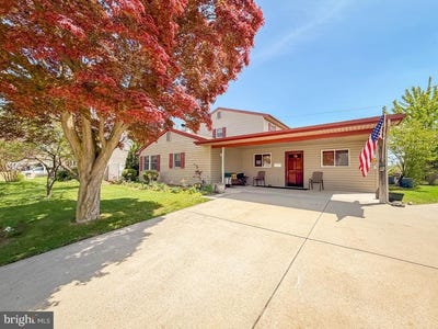 /international/us/169-crabtree-drive-levittown-pa-110108163992/