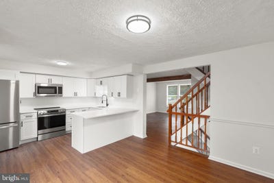 /international/us/3246-split-oak-court-abingdon-md-110108880495/