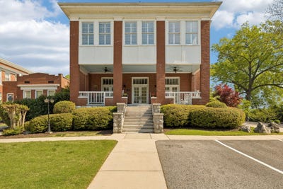/international/us/16-euclid-avenue-chickamauga-ga-110107232432/