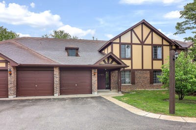 /international/us/1782-gloucester-court-wheaton-il-110107435008/