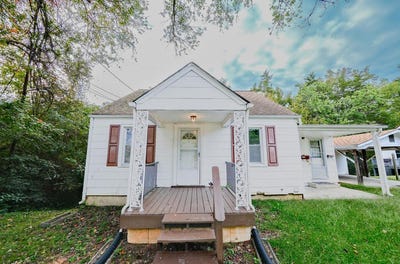 /international/us/217-woodrow-ave-farmville-va-110110391023/