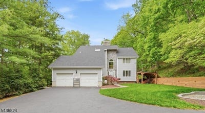 /international/us/1079-hoffman-rd-bridgewater-twp-nj-110109232369/