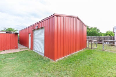 /international/us/102-scurry-avenue-tuscola-tx-110108360758/