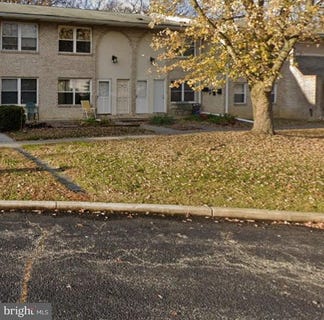 /international/us/409-winding-way-deptford-nj-110108388644/