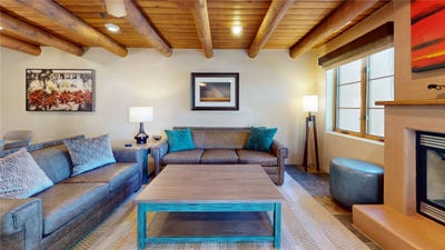 /international/us/103-catron-santa-fe-nm-110107880428/