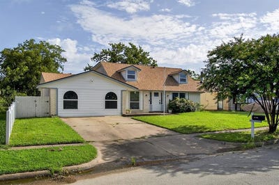 /international/us/14843-green-valley-drive-balch-springs-tx-110100625970/