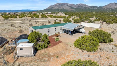 /international/us/78-drake-road-edgewood-nm-110106983645/