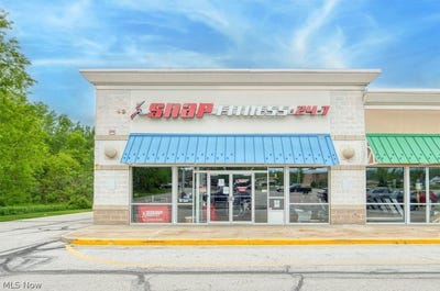 /international/us/6581-n-ridge-road-madison-oh-110106379503/