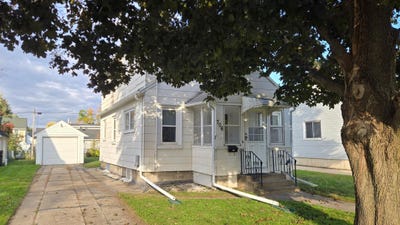 /international/us/706-8th-street-sw-austin-mn-110120455391/