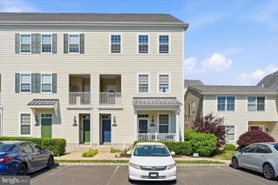 /international/us/121-b-hagen-drive-bensalem-pa-110108146162/