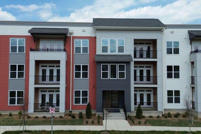 /international/us/400-blackwell-drive-chapel-hill-nc-110104544325/