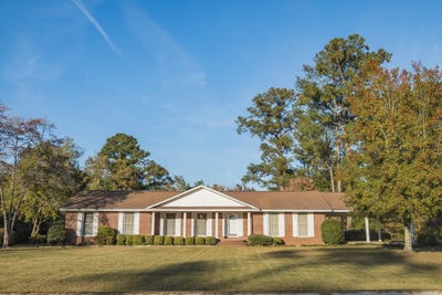 /international/us/341-azalea-avenue-millen-ga-110107923320/